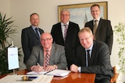 Gemeinde Badbergen unterzeichnet neuen Konzessionsvertrag mit RWE Deutschland. 