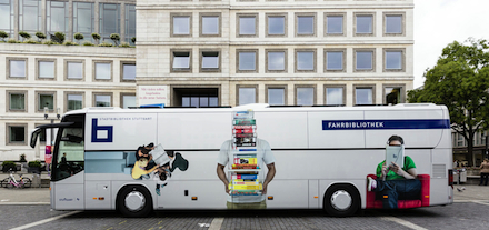Bücherbus der Stadtbücherei Stuttgart