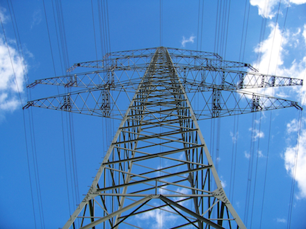 Die Bundesnetzagentur hat den Netzentwicklungsplan Strom 2013 und den Offshore-Netzentwicklungsplan 2013 bestätigt.