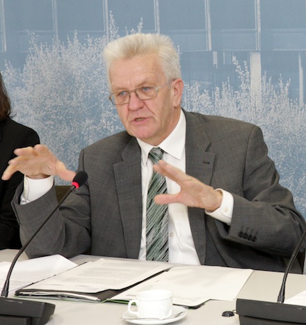 Ministerpräsident Winfried Kretschmann stellte in einer Regierungspressekonferenz in Stuttgart das Positionspapier von Baden-Württemberg und Bayern zur Umsetzung der Energiewende vor. 
