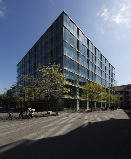 Der 3. Windbranchentag Hessen findet an der Frankfurt University of Applied Sciences statt. 