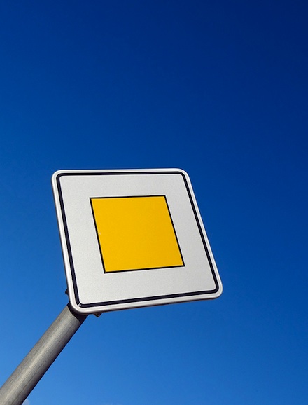Für Elektrofahrzeuge gelten ab dem Frühjahr 2015 Sonderregelungen im Straßenverkehr.