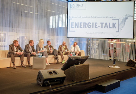 Auf der RENEXPO Interhydro stand das Motto „Die Wasserkraft braucht die Politik braucht die Wasserkraft“ auch beim Energie-Talk im Fokus.