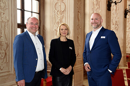 Das strategische Jahrestreffen der Digitalkooperation M-A-N fand im Fürstenzimmer des Augsburger Rathauses statt.
