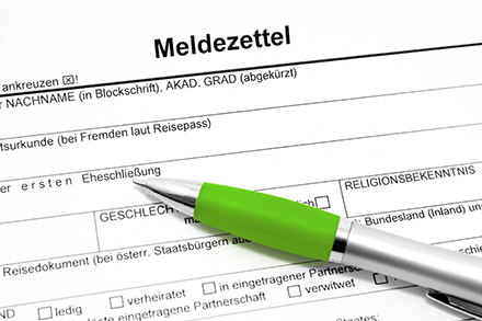 Der von Hamburg entwickelte Online-Dienst Elektronische Wohnsitzanmeldung macht Papierformulare und Behördengänge nach einem Umzug überflüssig – auch in Baden-Württemberg.