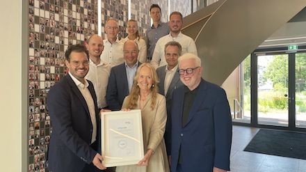 Auszeichnung „Echte Glasfaser-Kommune“ für die Stadt Borken.